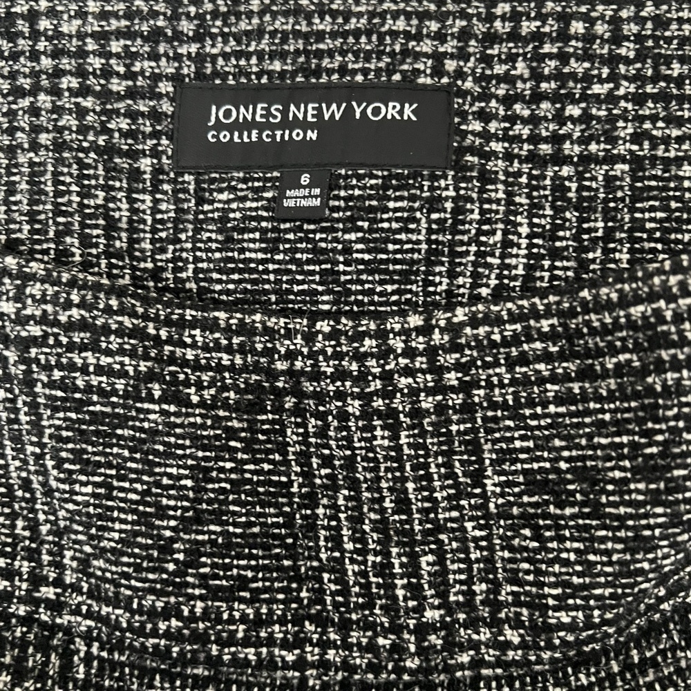 Jones New York | Plaid Skirt | Black and White - Picture 5 of 5